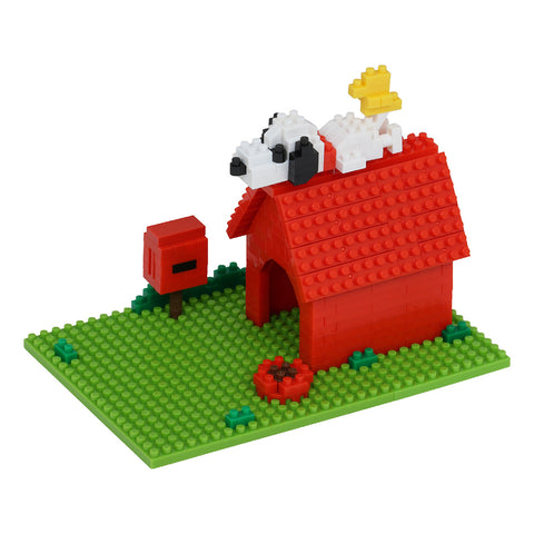 Peanuts - Snoopy House